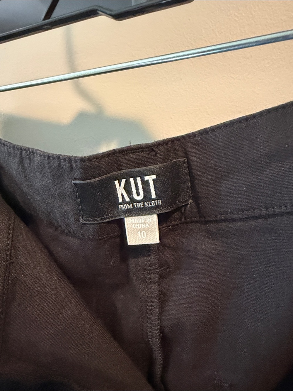 Kut from the Kloth 10 Topaz Black High-Waist Crop Wide Leg Linen Blend Pants - Picture 7 of 11